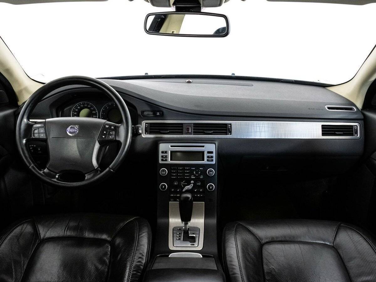 Купить Volvo XC70 с пробегом. Фото: #7