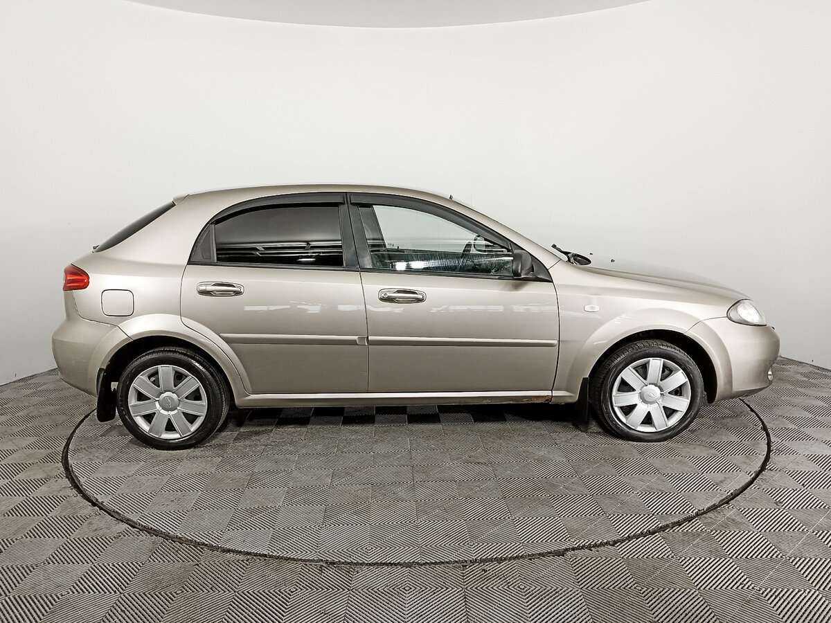 Купить Chevrolet Lacetti с пробегом. Фото: #3