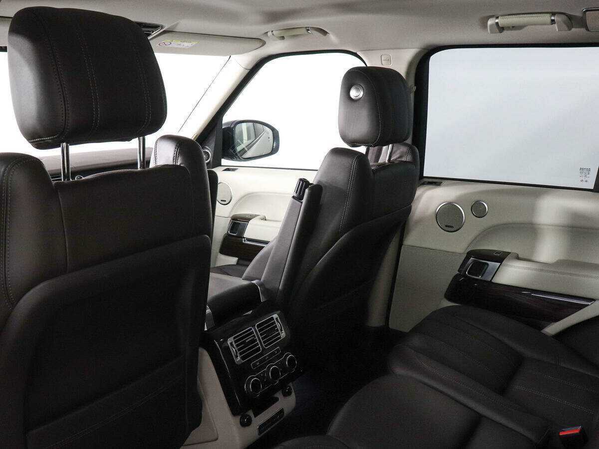 Купить Land Rover Range Rover с пробегом. Фото: #11