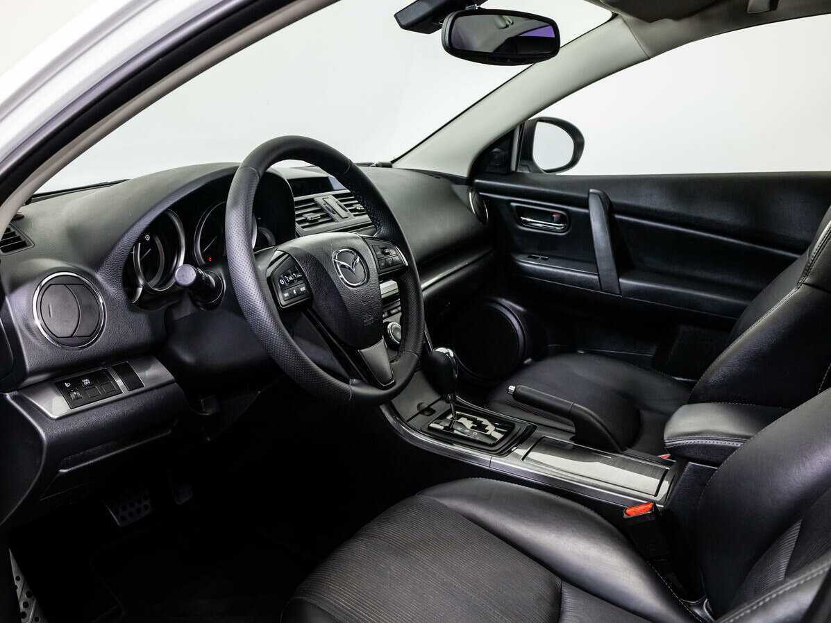 Купить Mazda 6 с пробегом. Фото: #9