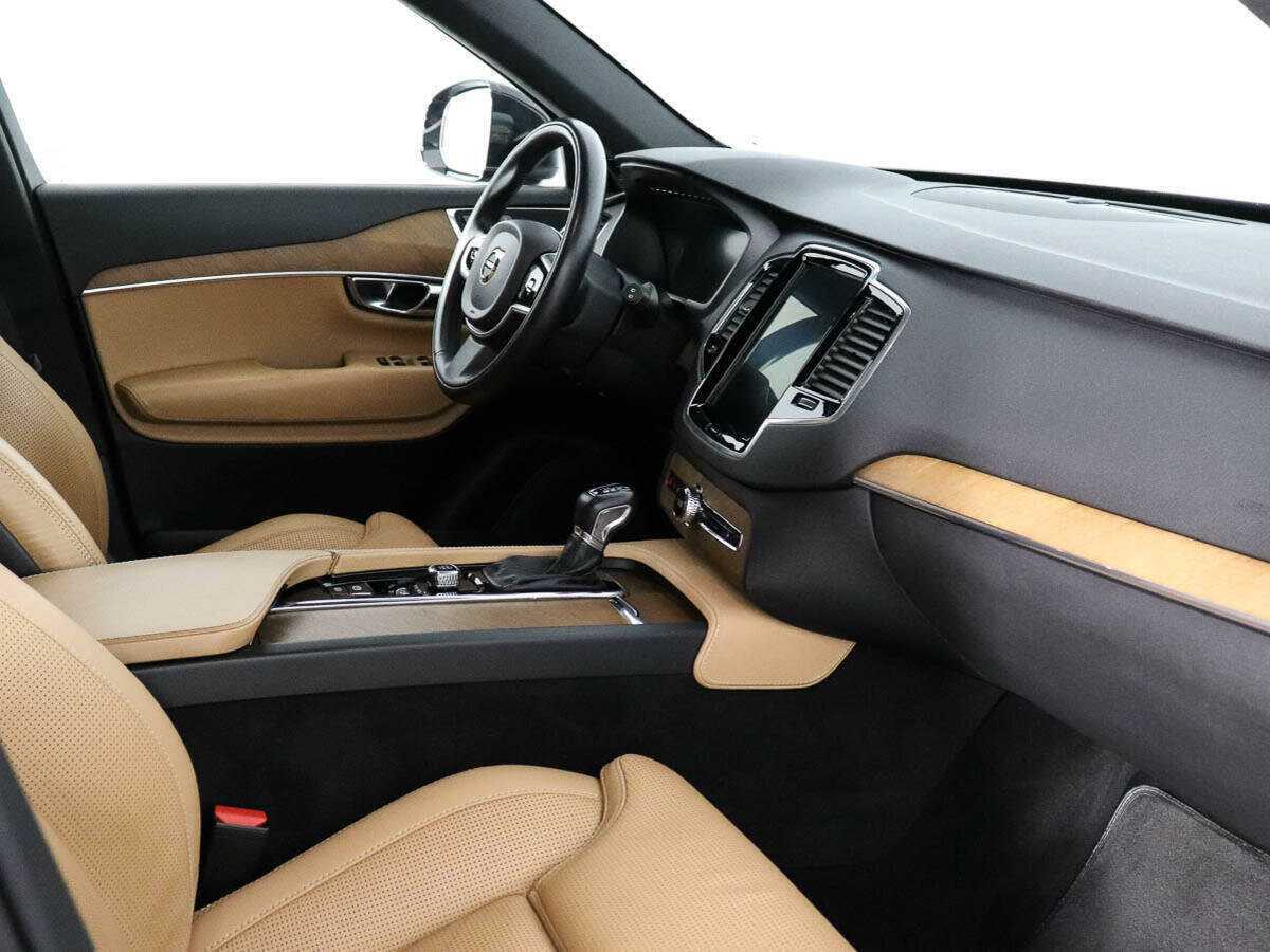 Купить Volvo XC90 с пробегом. Фото: #8
