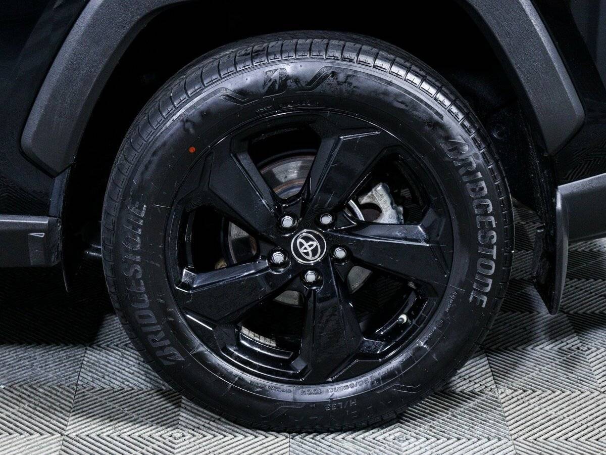 Купить Toyota RAV4 с пробегом. Фото: #11