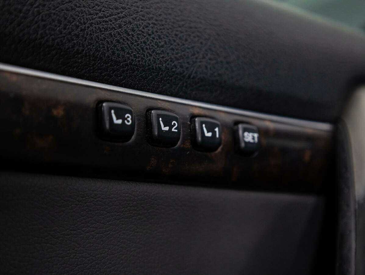 Купить Toyota Land Cruiser с пробегом. Фото: #14