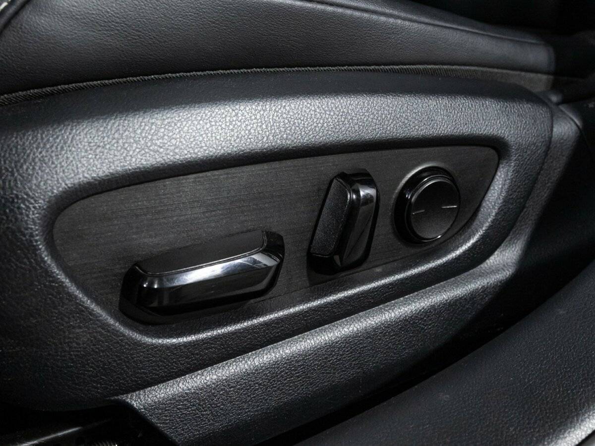 Купить Lexus ES с пробегом. Фото: #14