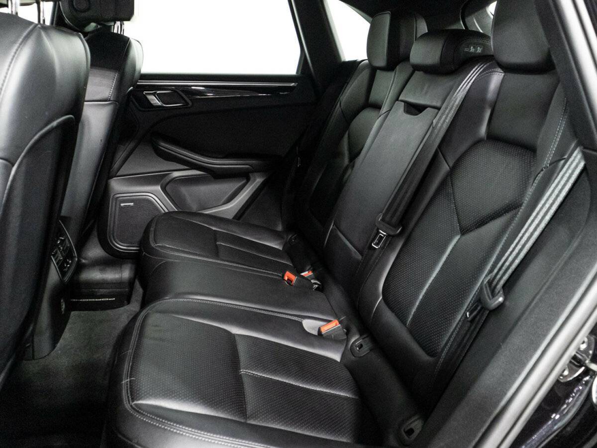 Купить Porsche Macan с пробегом. Фото: #9