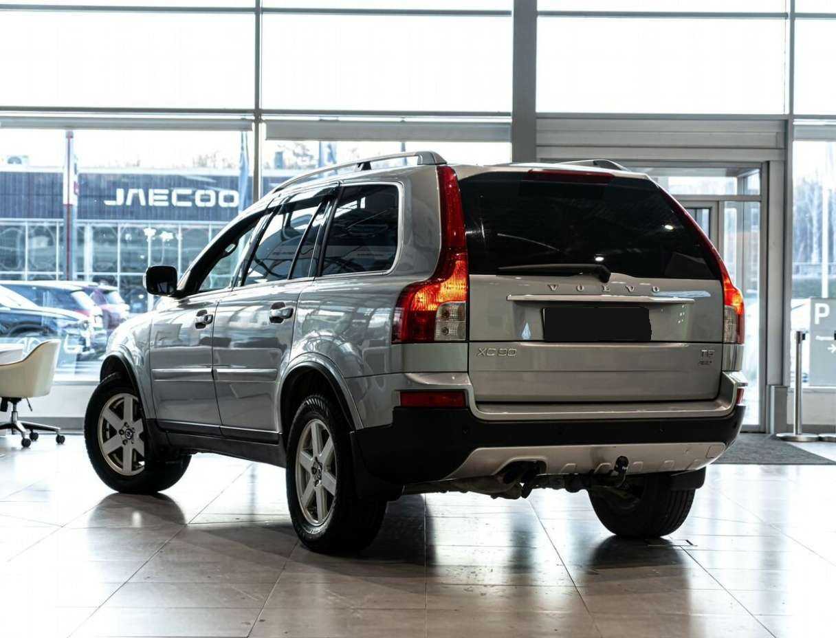 Купить Volvo XC90 с пробегом. Фото: #3