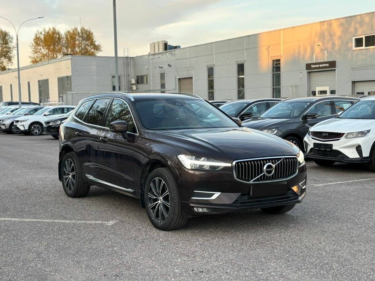 Купить Volvo XC60 с пробегом. Фото: #1
