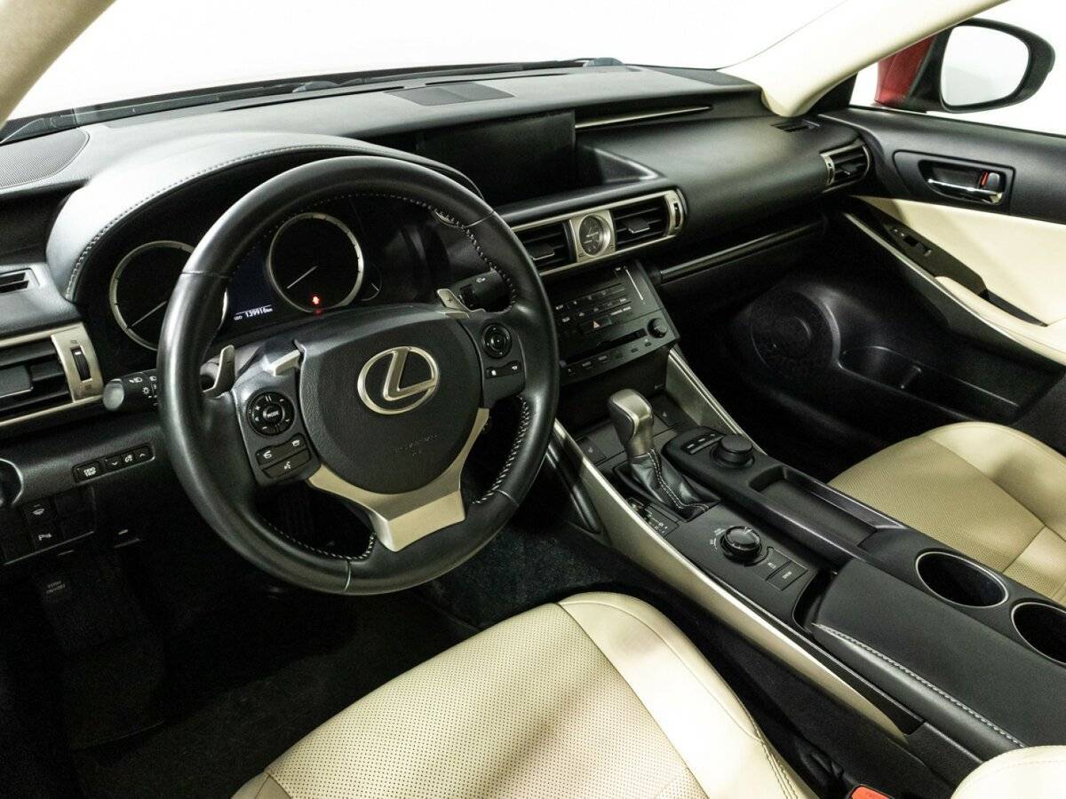 Купить Lexus IS с пробегом. Фото: #10