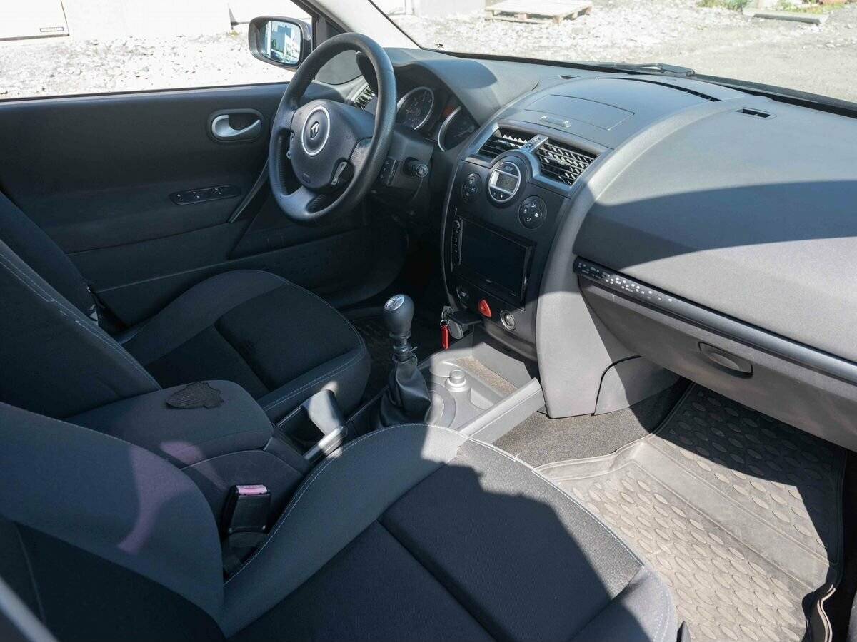 Купить Renault Megane с пробегом. Фото: #11