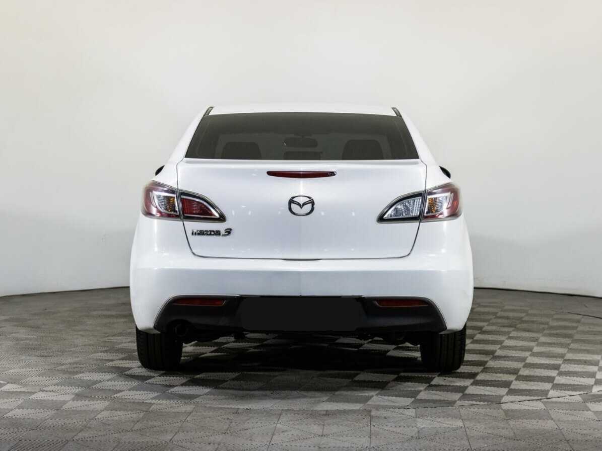 Купить Mazda 3 с пробегом. Фото: #5