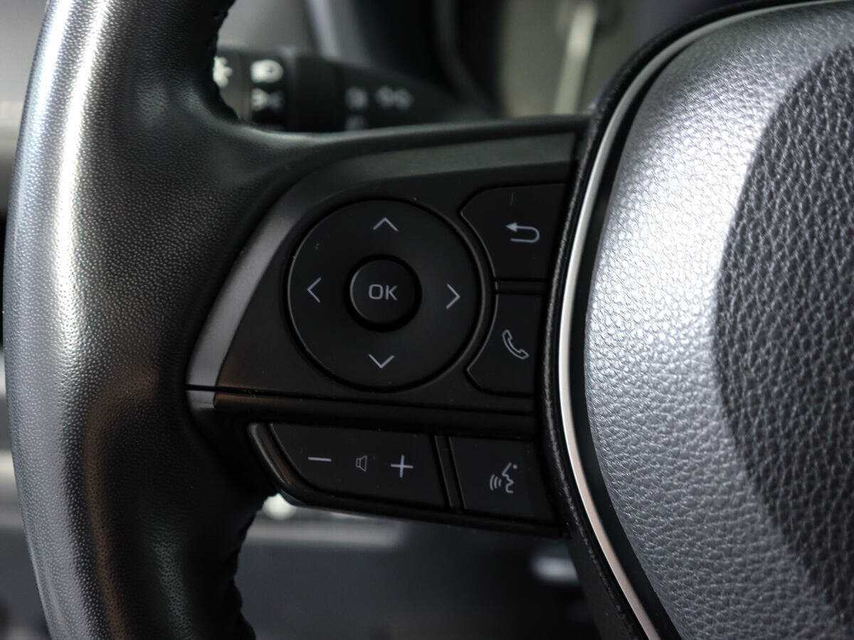 Купить Toyota RAV4 с пробегом. Фото: #22