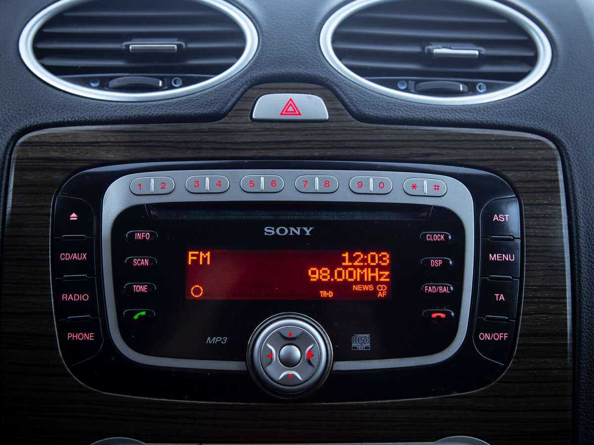 Купить Ford Focus с пробегом. Фото: #12