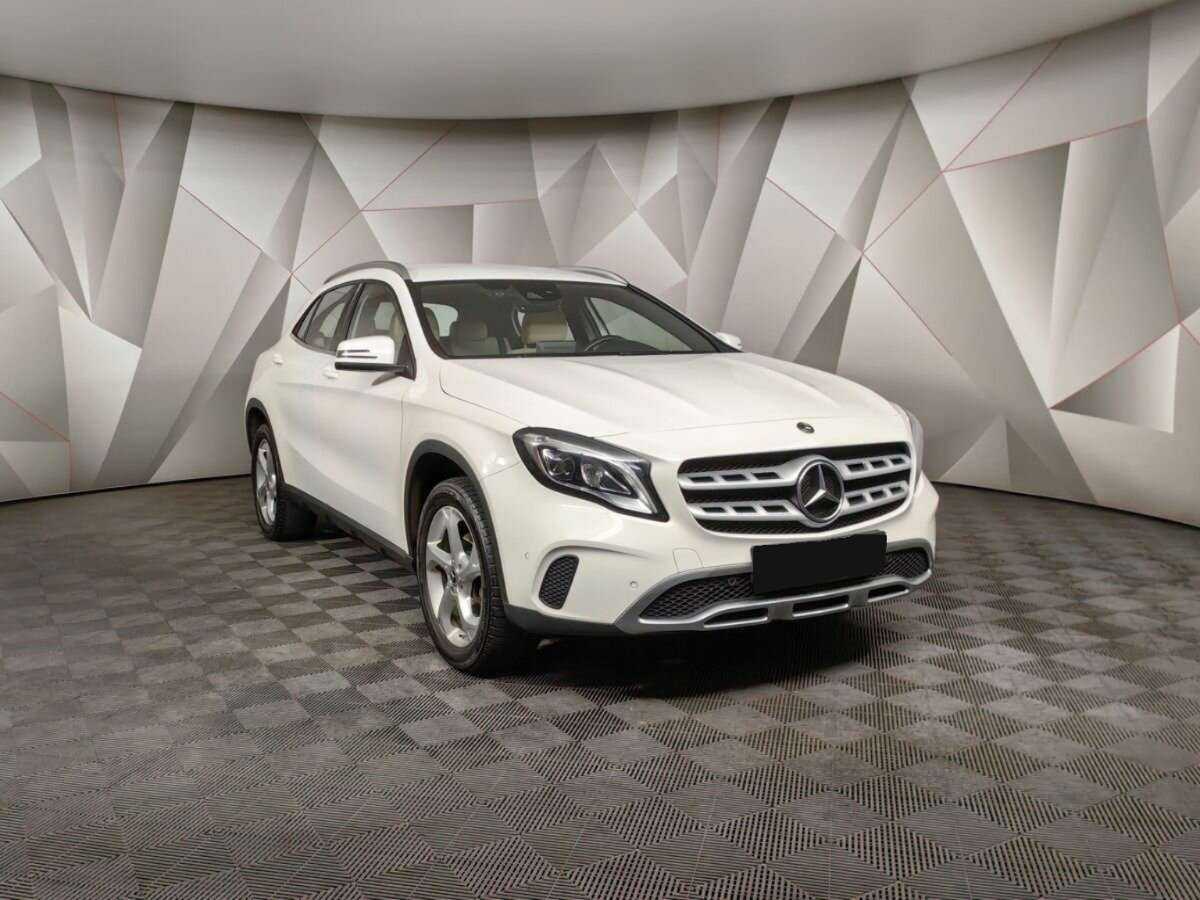 Купить Mercedes-Benz GLA с пробегом. Фото: #2