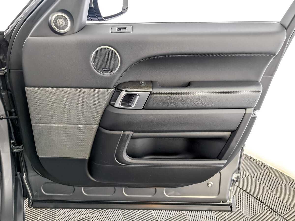 Купить Land Rover Range Rover Sport с пробегом. Фото: #25