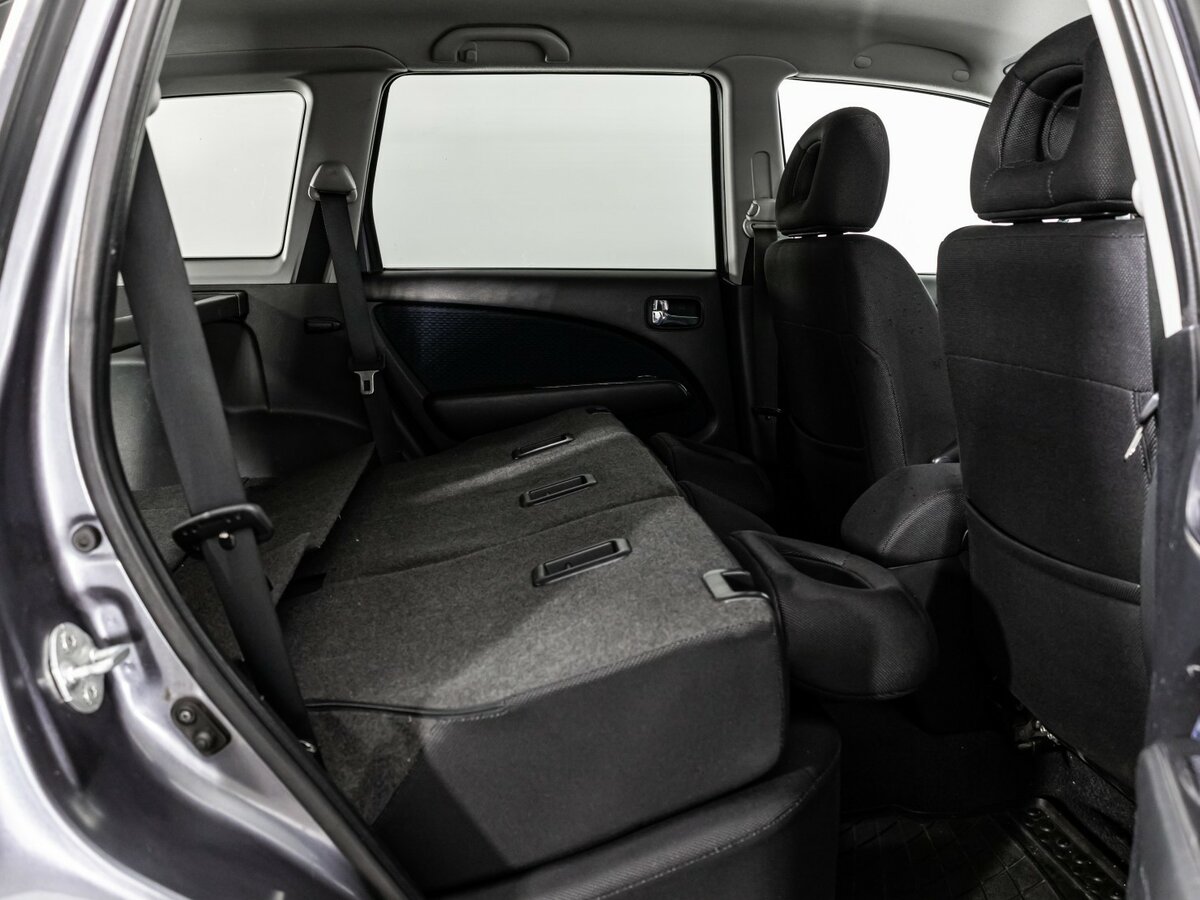 Купить Mitsubishi Outlander с пробегом. Фото: #16