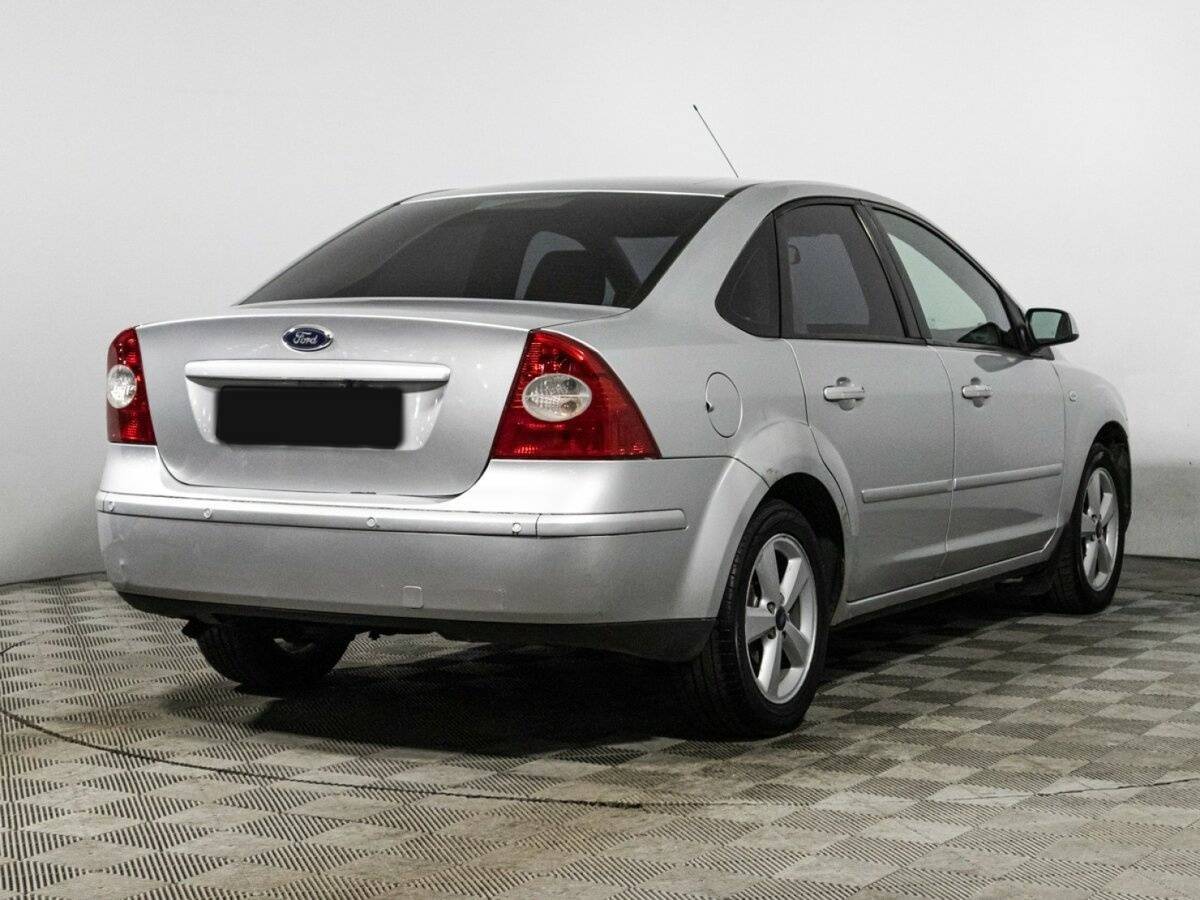 Купить Ford Focus с пробегом. Фото: #4
