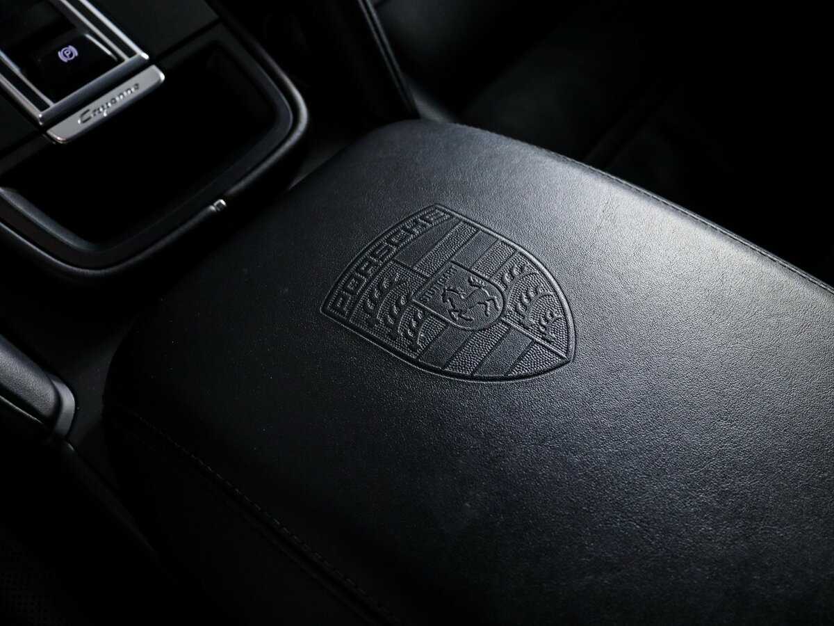 Купить Porsche Cayenne с пробегом. Фото: #19