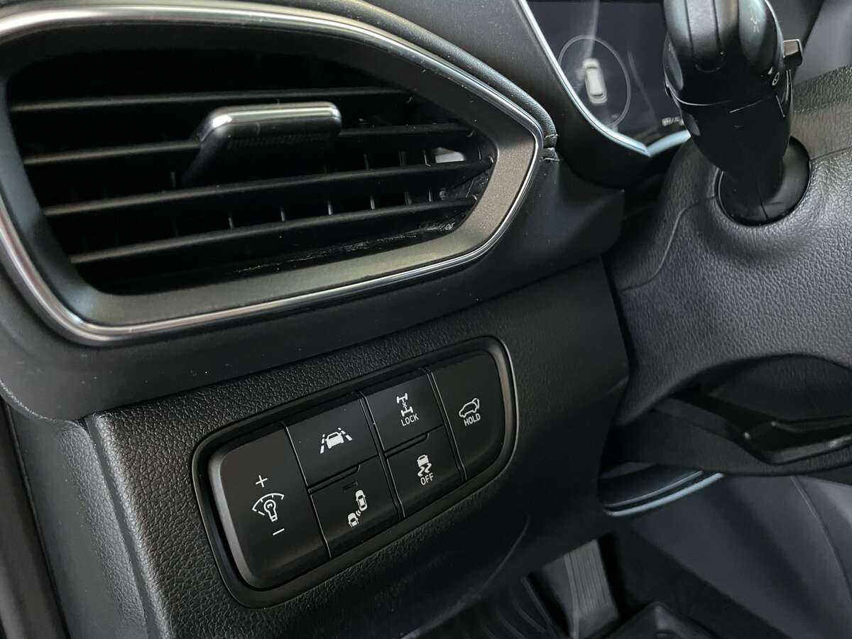 Купить Hyundai Santa Fe с пробегом. Фото: #14