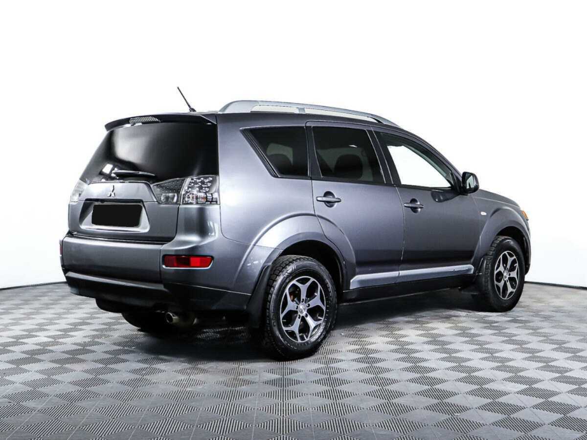 Купить Mitsubishi Outlander с пробегом. Фото: #4
