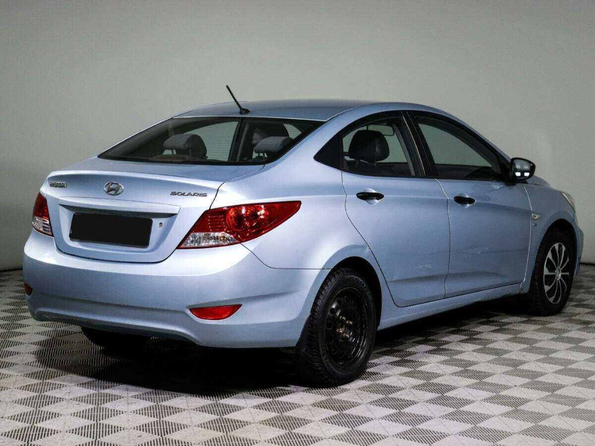 Купить Hyundai Solaris с пробегом. Фото: #4