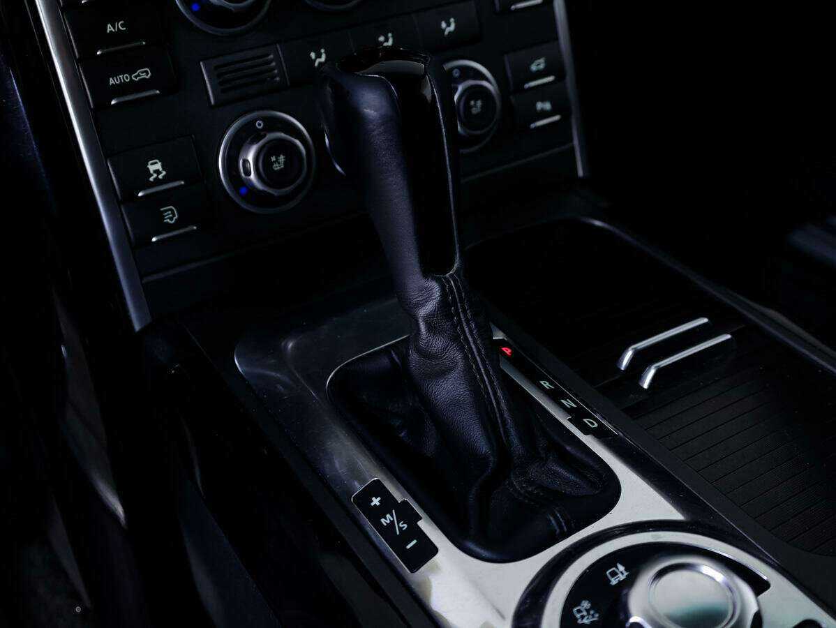 Купить Land Rover Range Rover с пробегом. Фото: #19