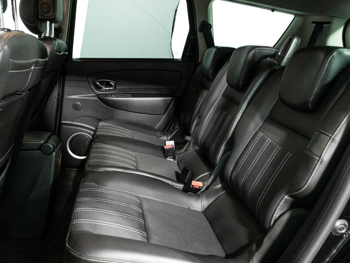 Купить Renault Scenic с пробегом. Фото: #9