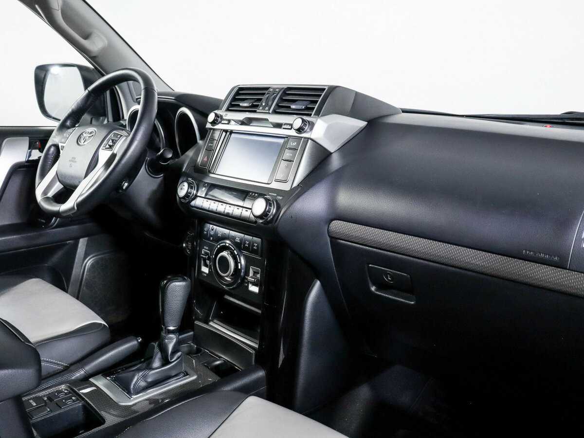 Купить Toyota Land Cruiser Prado с пробегом. Фото: #5