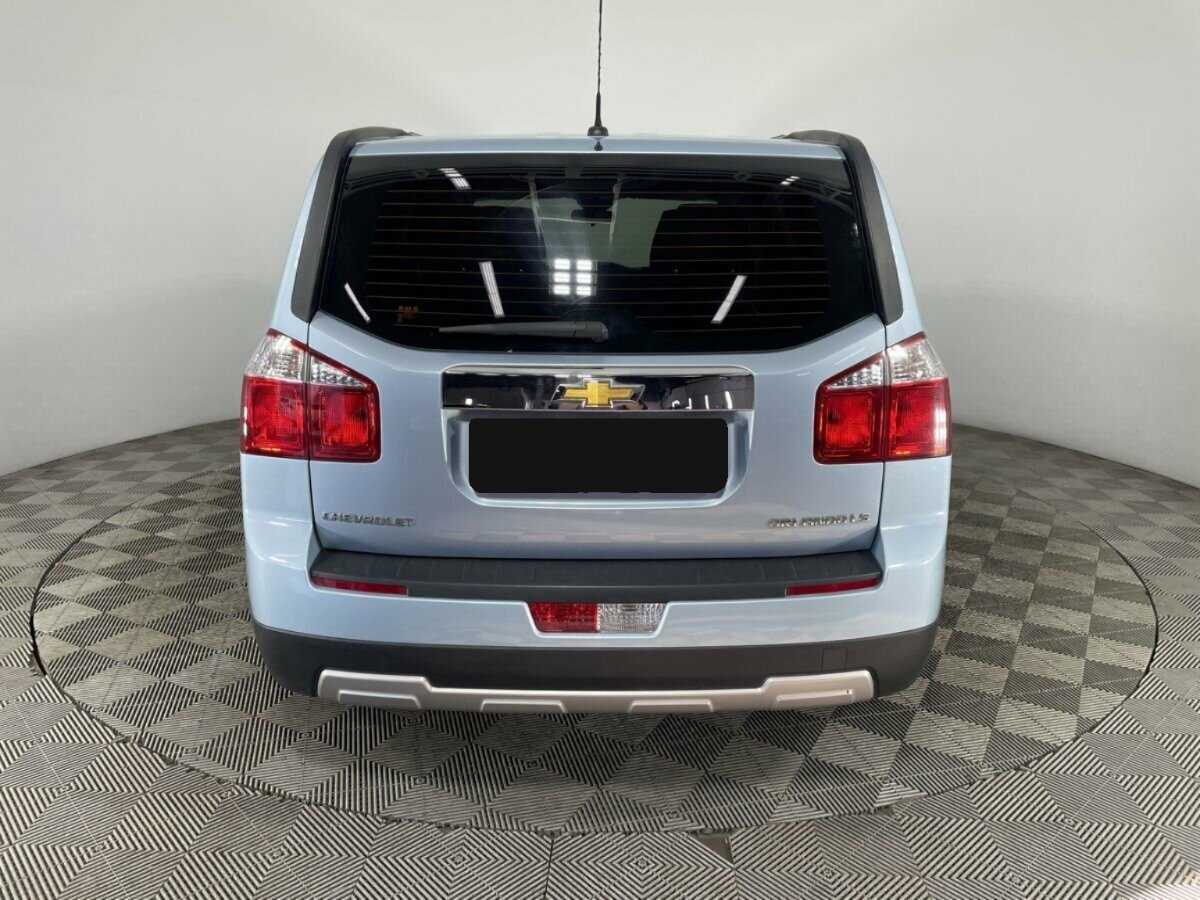 Купить Chevrolet Orlando с пробегом. Фото: #2
