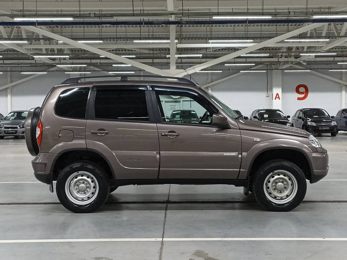 Купить Chevrolet Niva с пробегом. Фото: #3