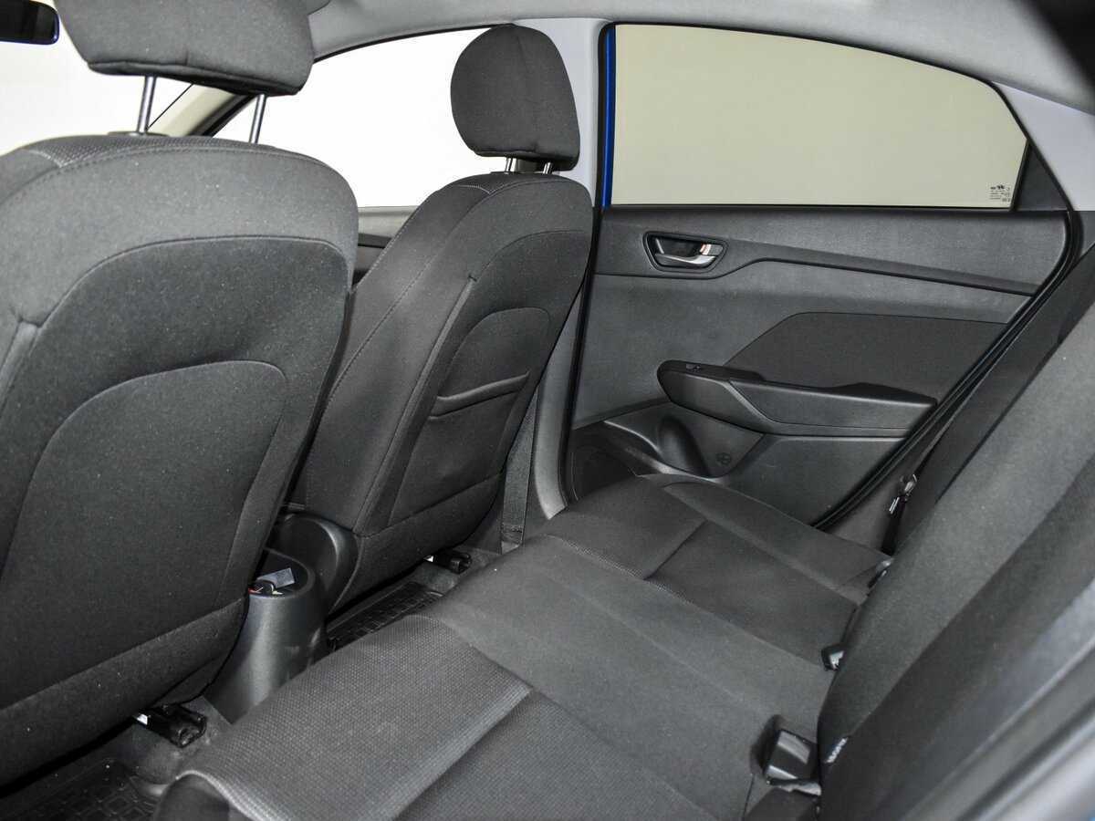 Купить Hyundai Solaris с пробегом. Фото: #11