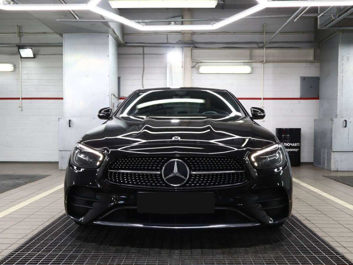 Купить Mercedes-Benz E-Класс с пробегом. Фото: #2