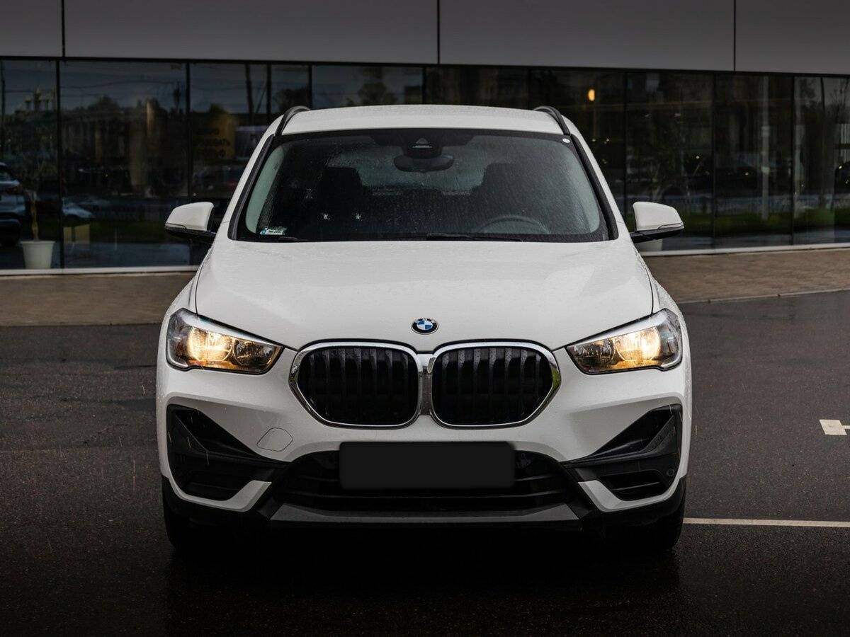 Купить BMW X1 с пробегом. Фото: #2