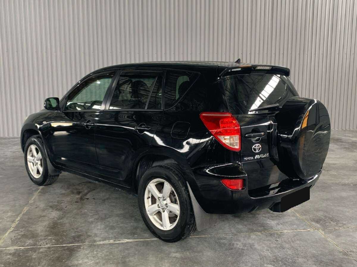 Купить Toyota RAV4 с пробегом. Фото: #5
