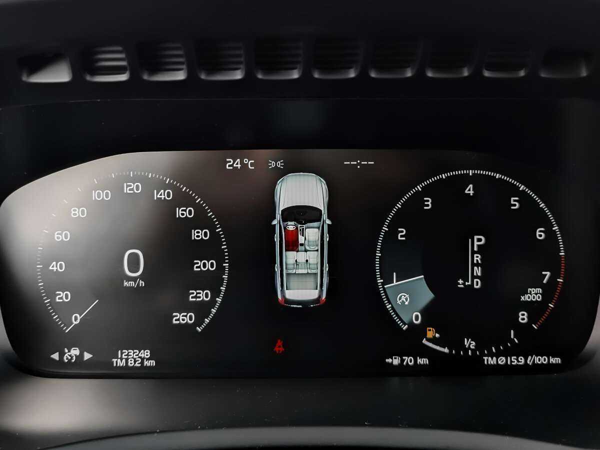 Купить Volvo XC90 с пробегом. Фото: #10