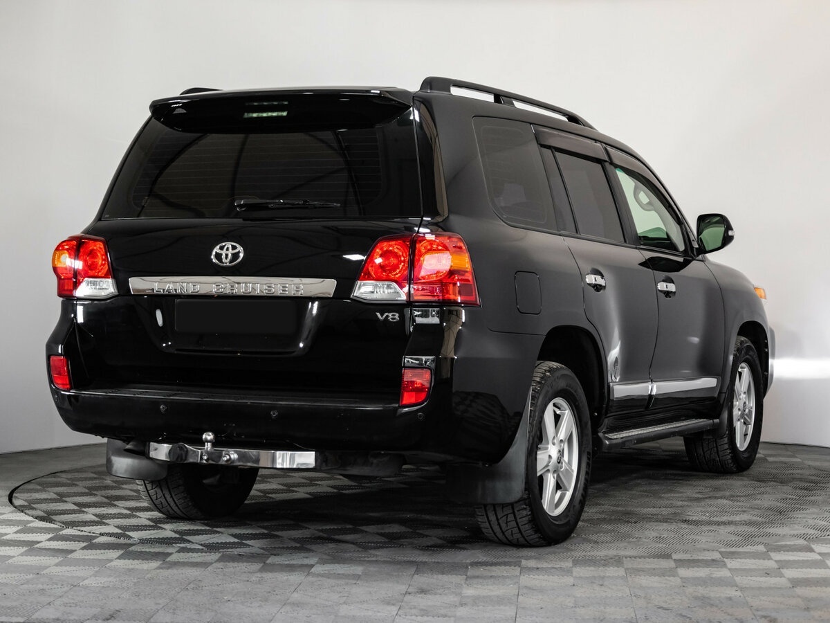 Купить Toyota Land Cruiser с пробегом. Фото: #3