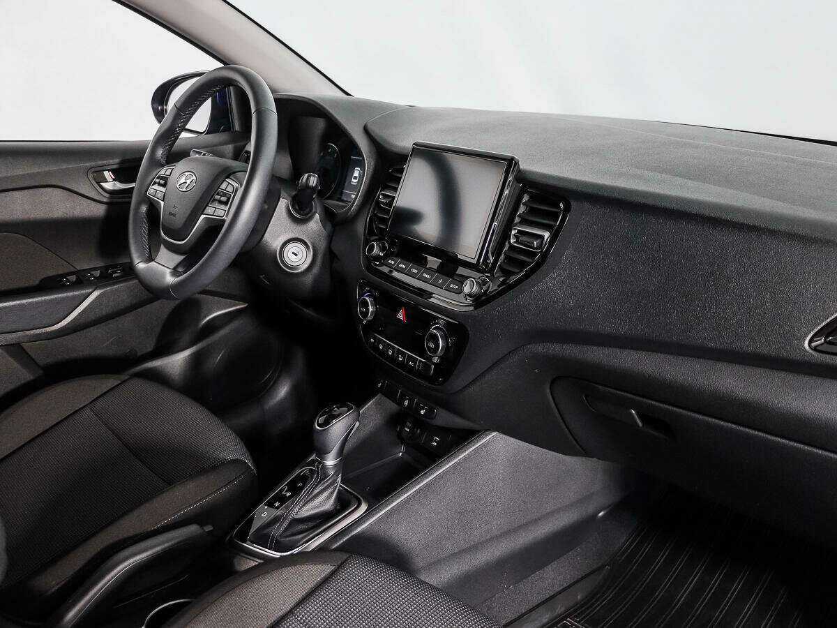 Купить Hyundai Solaris с пробегом. Фото: #10