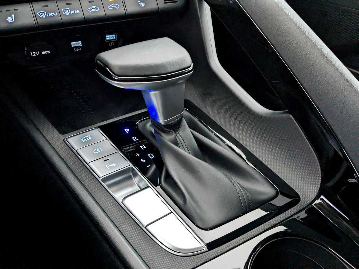 Купить Hyundai Elantra с пробегом. Фото: #26