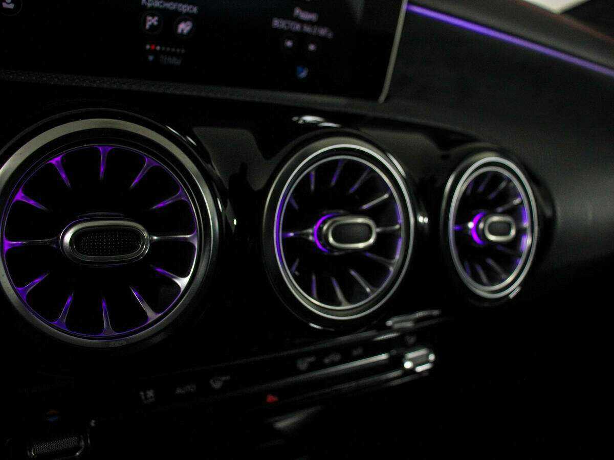 Купить Mercedes-Benz CLA с пробегом. Фото: #20