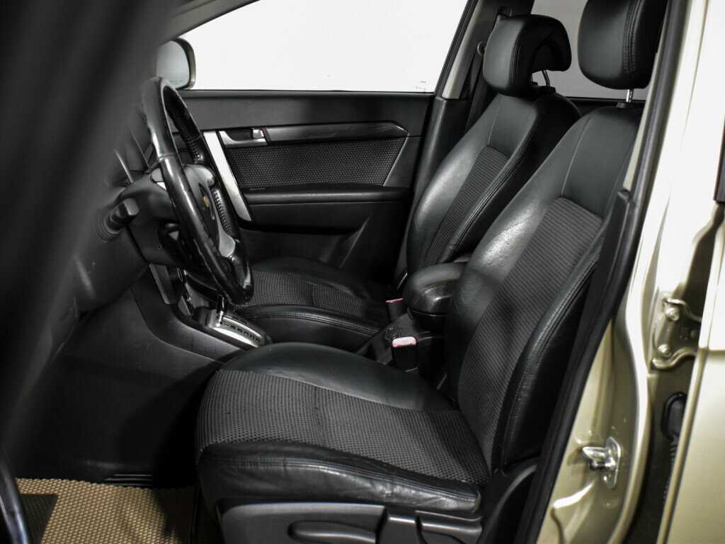 Купить Chevrolet Captiva с пробегом. Фото: #10