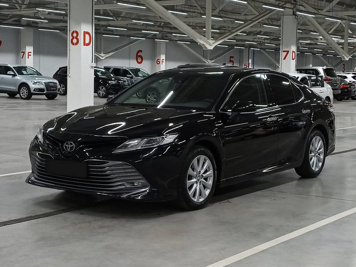 Купить Toyota Camry с пробегом. Посмотреть фото
