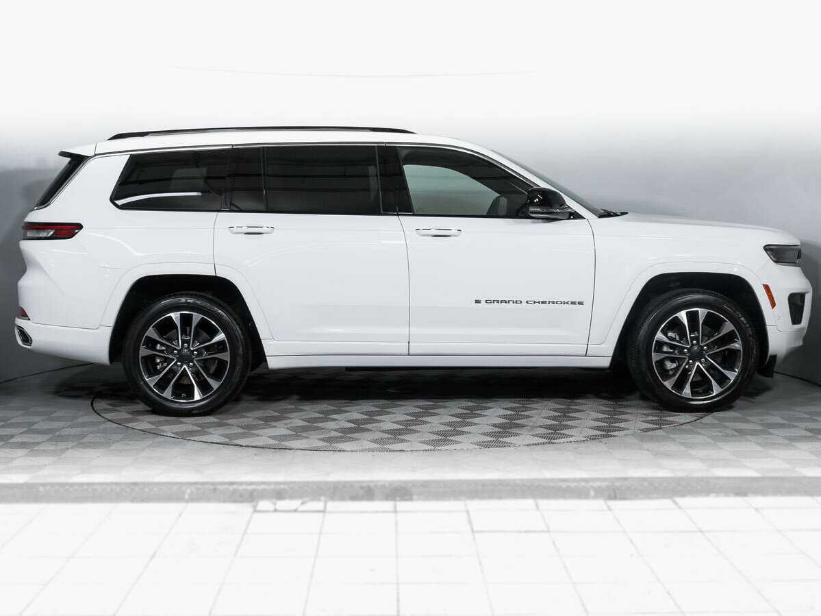 Купить Jeep Grand Cherokee с пробегом. Фото: #3