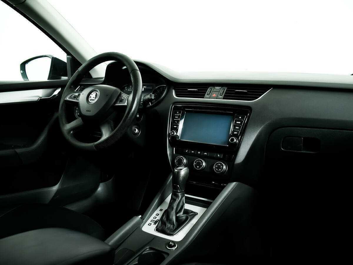 Купить Skoda Octavia с пробегом. Фото: #8