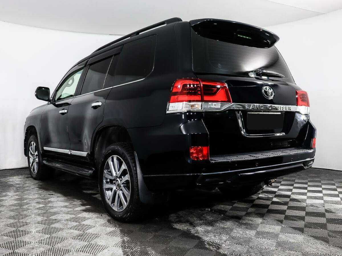 Купить Toyota Land Cruiser с пробегом. Фото: #6