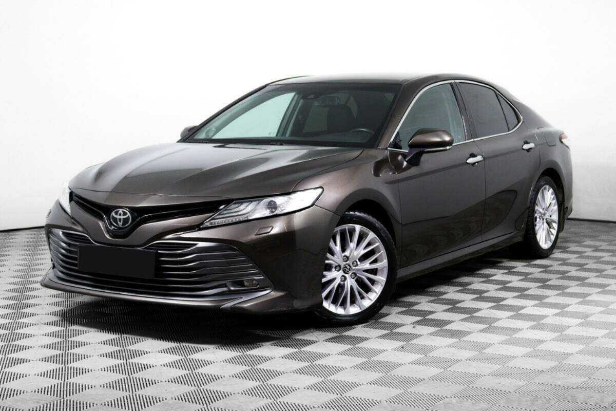 Купить Toyota Camry с пробегом. Посмотреть фото