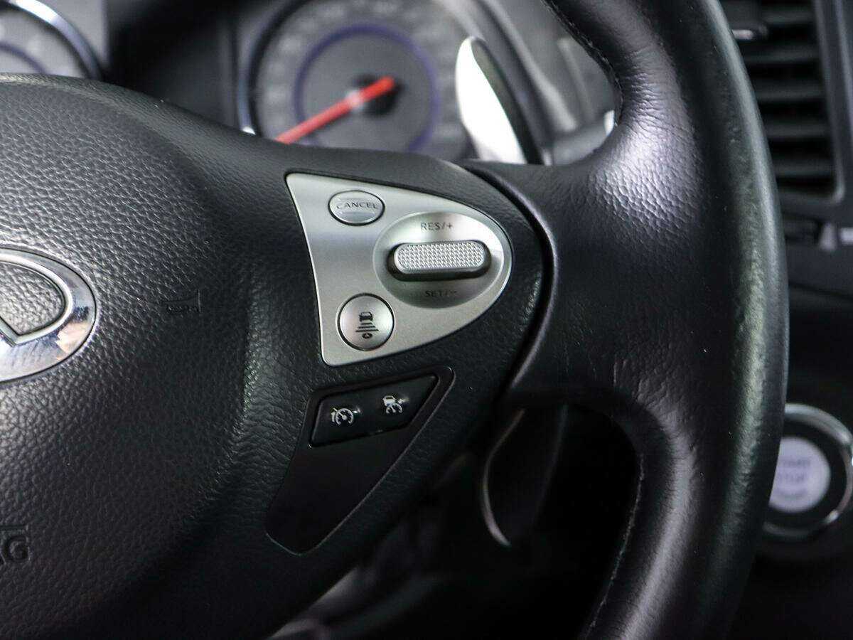 Купить Infiniti FX с пробегом. Фото: #24