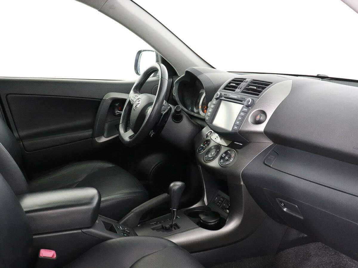 Купить Toyota RAV4 с пробегом. Фото: #6