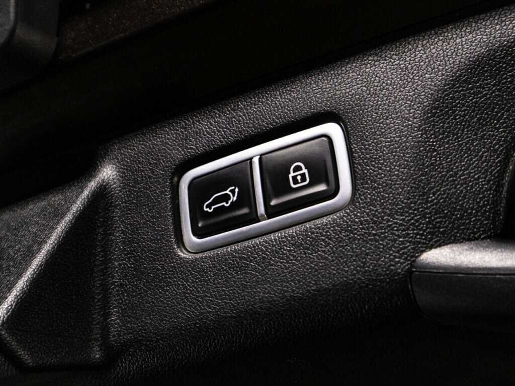 Купить Kia Sorento с пробегом. Фото: #15