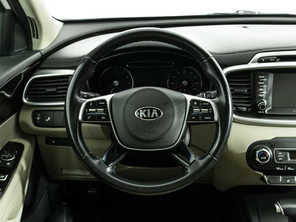 Купить Kia Sorento с пробегом. Фото: #19
