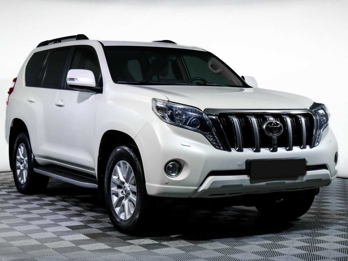 Купить Toyota Land Cruiser Prado с пробегом. Фото: #2