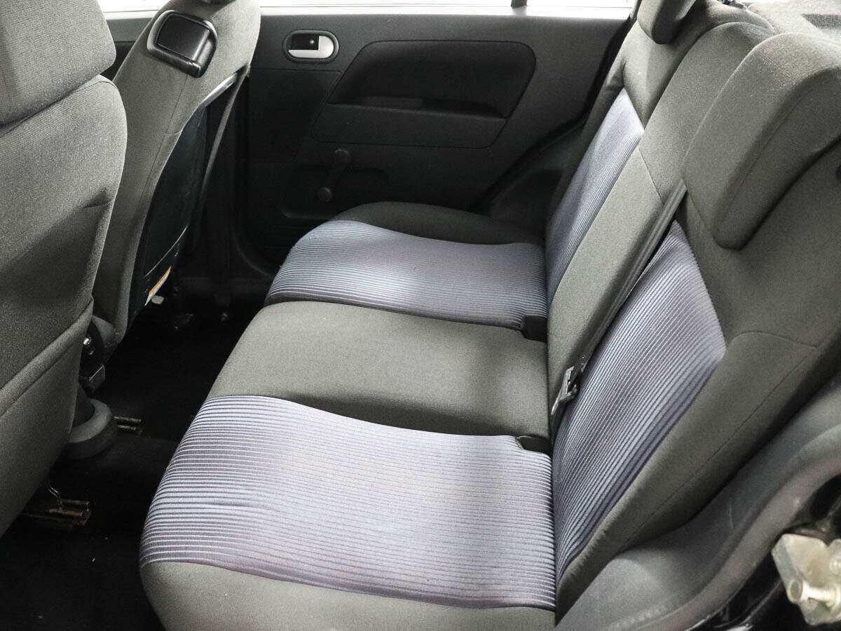 Купить Ford Fusion с пробегом. Фото: #8